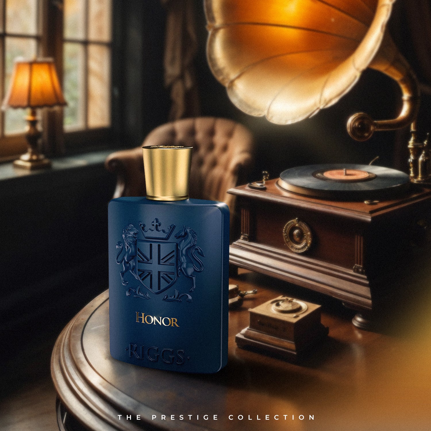 Riggs London Honor Flakon neben Plattenspieler und mit Unterschrift "The Prestige Collection"