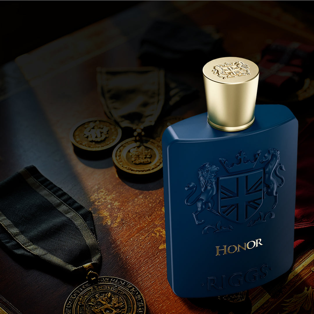 Honor Flakon neben Medaillen